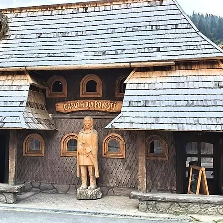 Casuta Din Povesti Guest house Arada